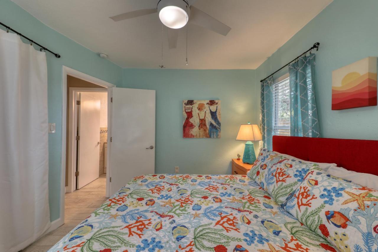 Beachtrail Lodging Clearwater Beach Exterior photo