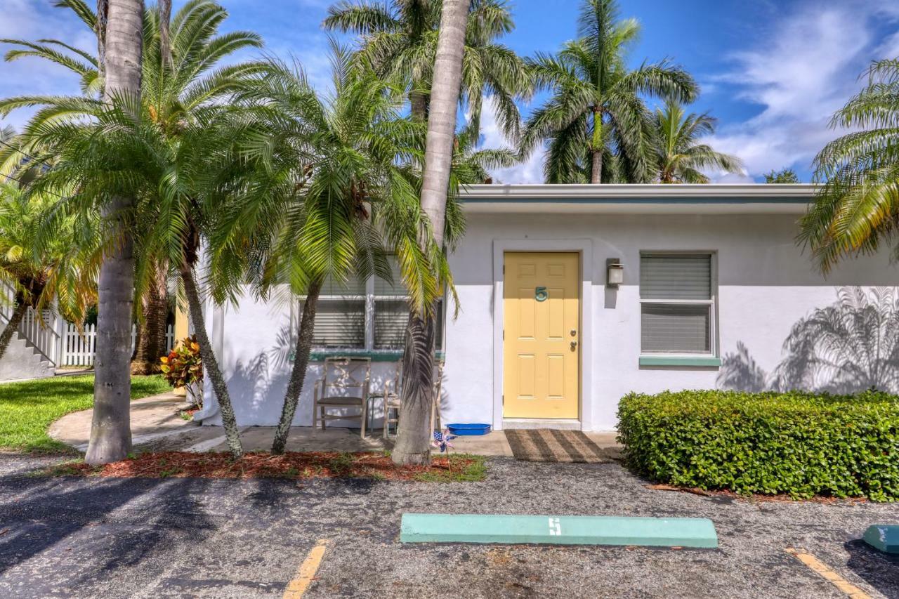 Beachtrail Lodging Clearwater Beach Exterior photo